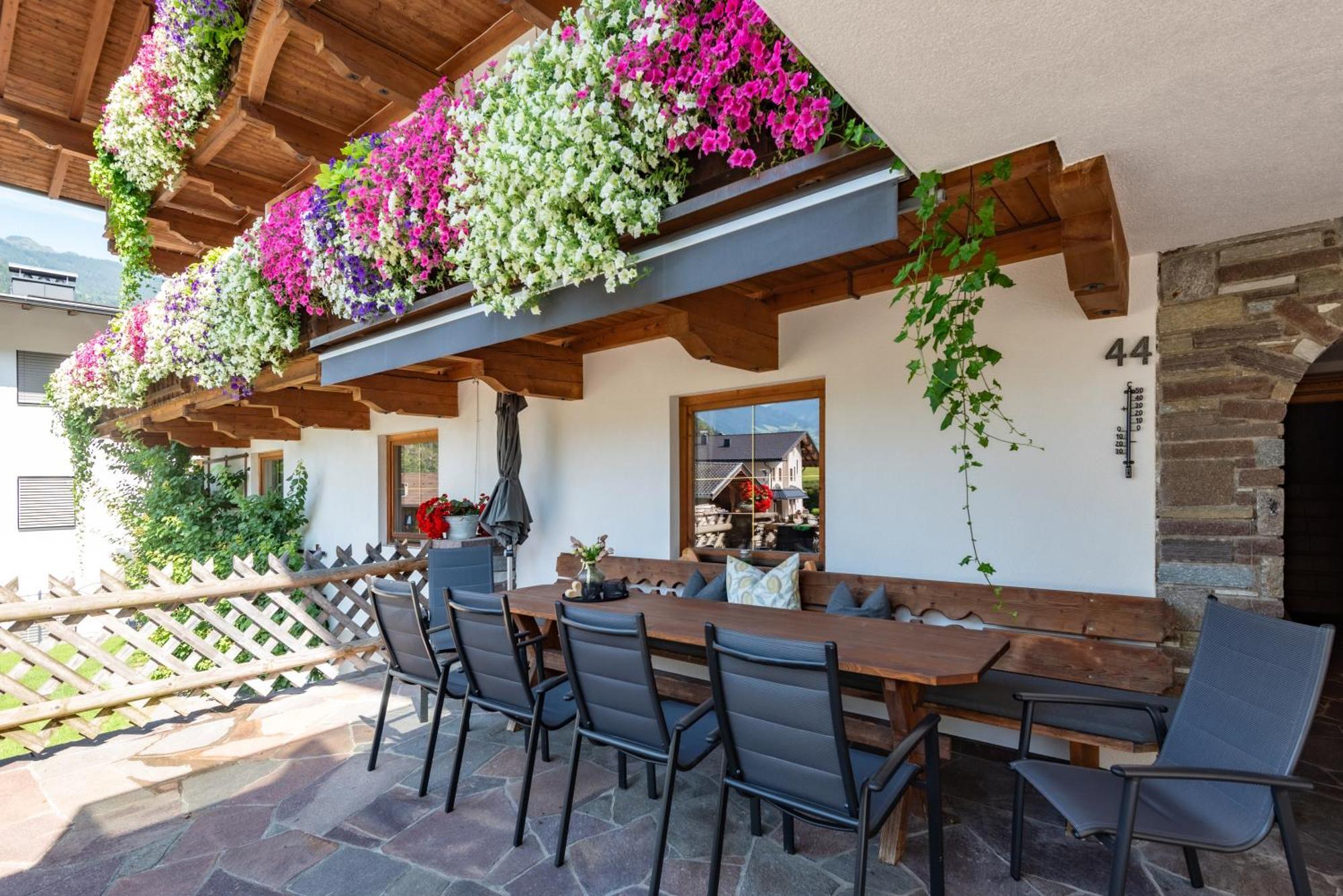 Haus Taxacher Rohrberg ภายนอก รูปภาพ